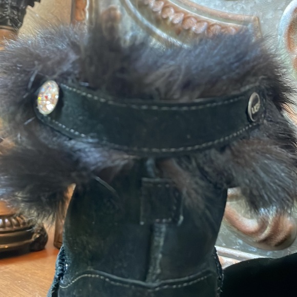 Boots with the fur - Picture 6 of 6